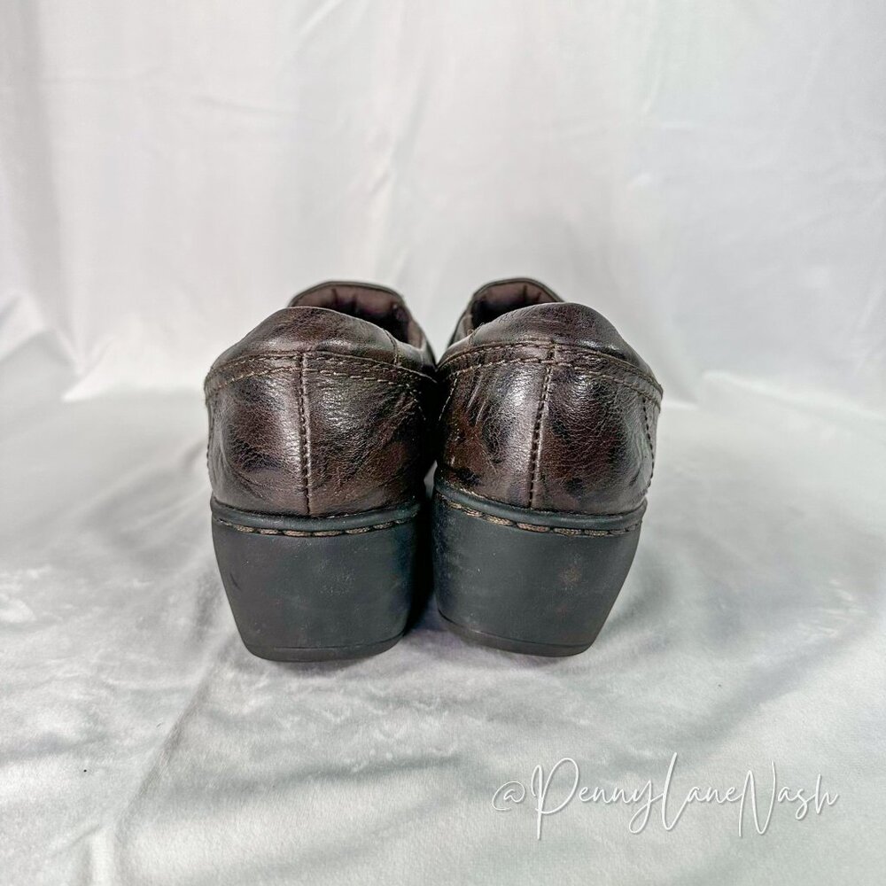 Clarks Collection Leather Soft Cushion Slip On Loafer  Clogs - Picture 6 of 10
